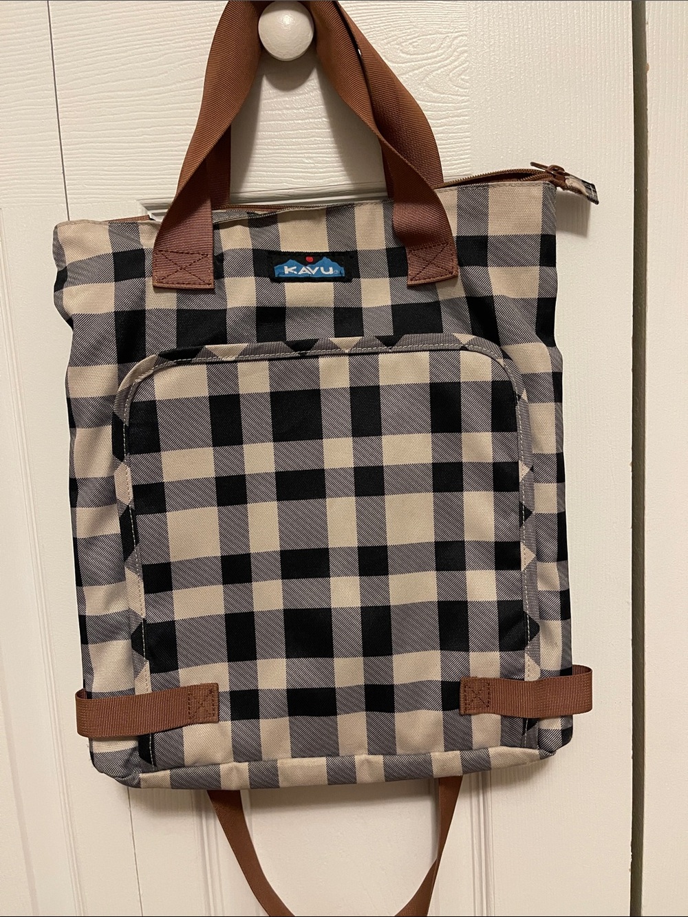 Kavu Black and Cream Buffalo Plaid Crossbody Tote with Brown Straps